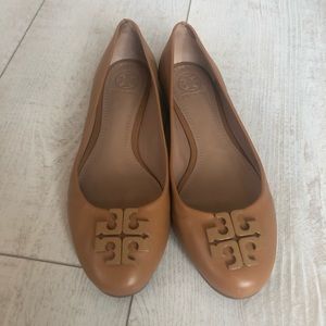 Tory Burch Tan Flats - Size 8